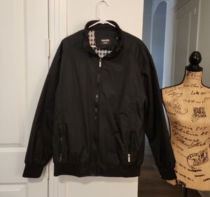 Vogue Classic Black Windbreaker